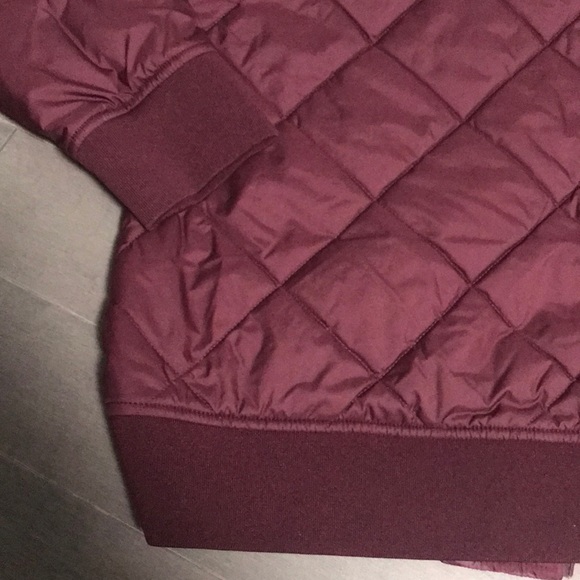 The North Face Jester Puffer Maroon Bomber Jacket - Picture 6 of 7